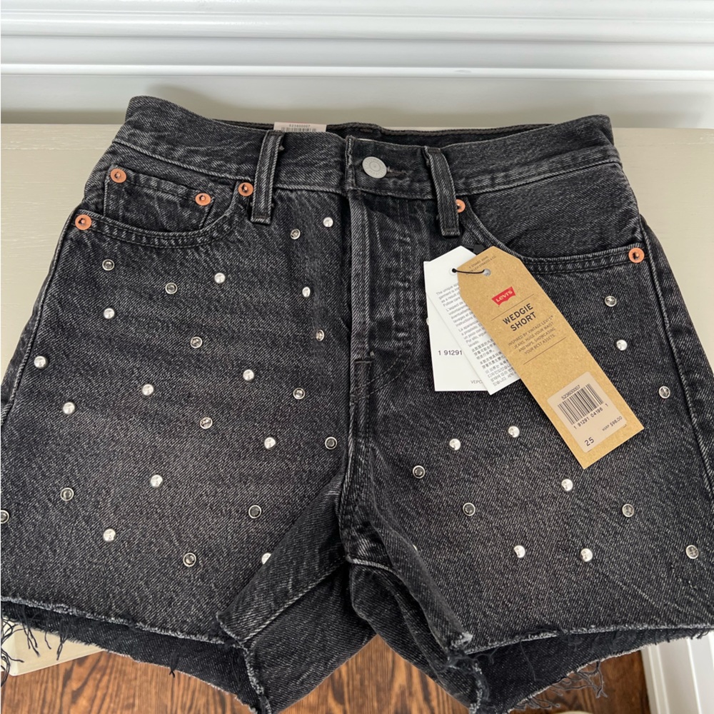 Levi’s Wedgie Shorts
